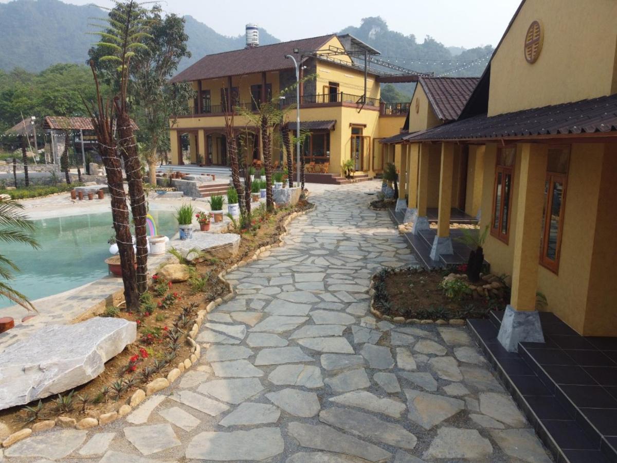 Sky Bay Lodge Ha Giang Exterior foto