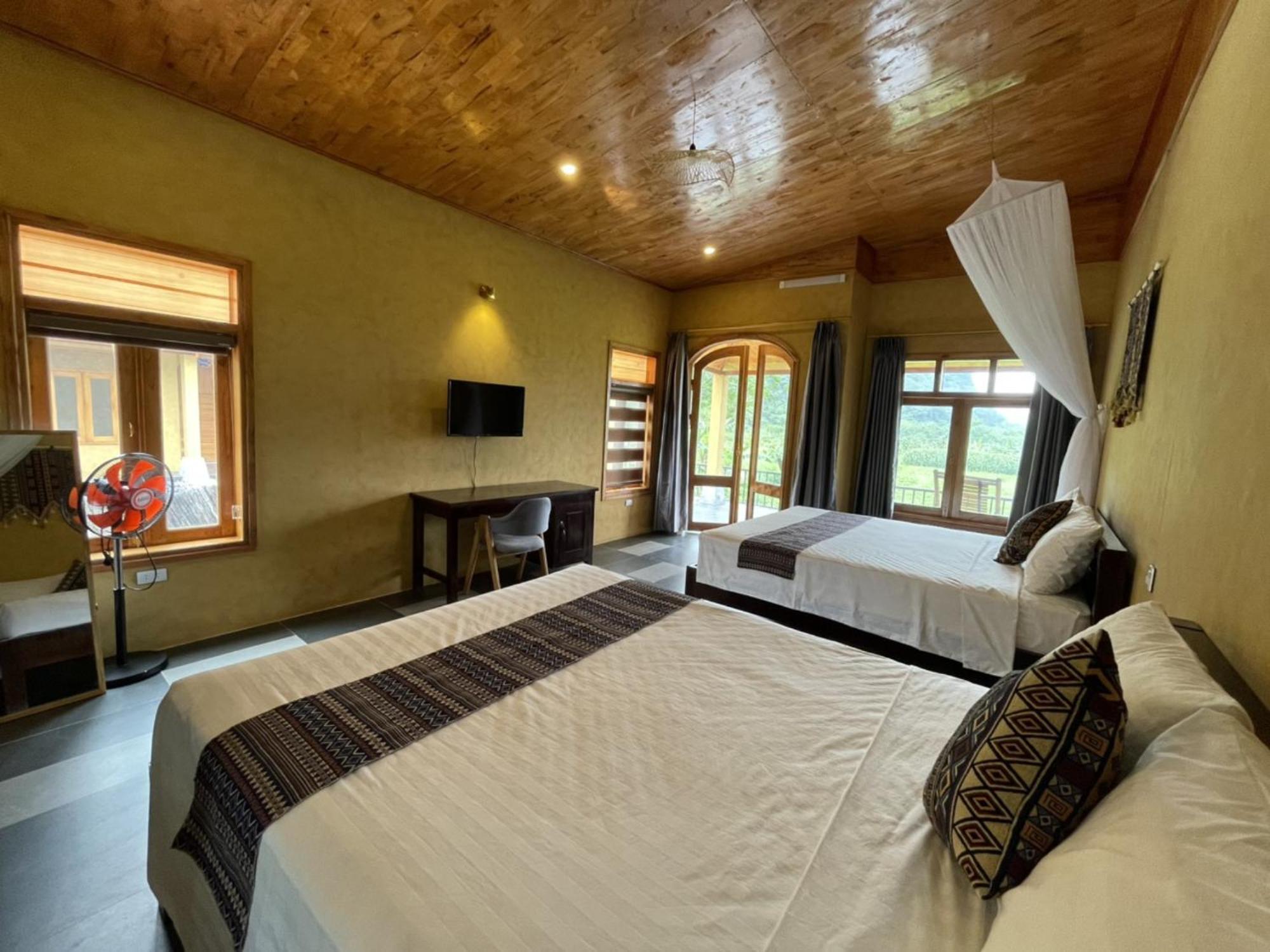 Sky Bay Lodge Ha Giang Exterior foto