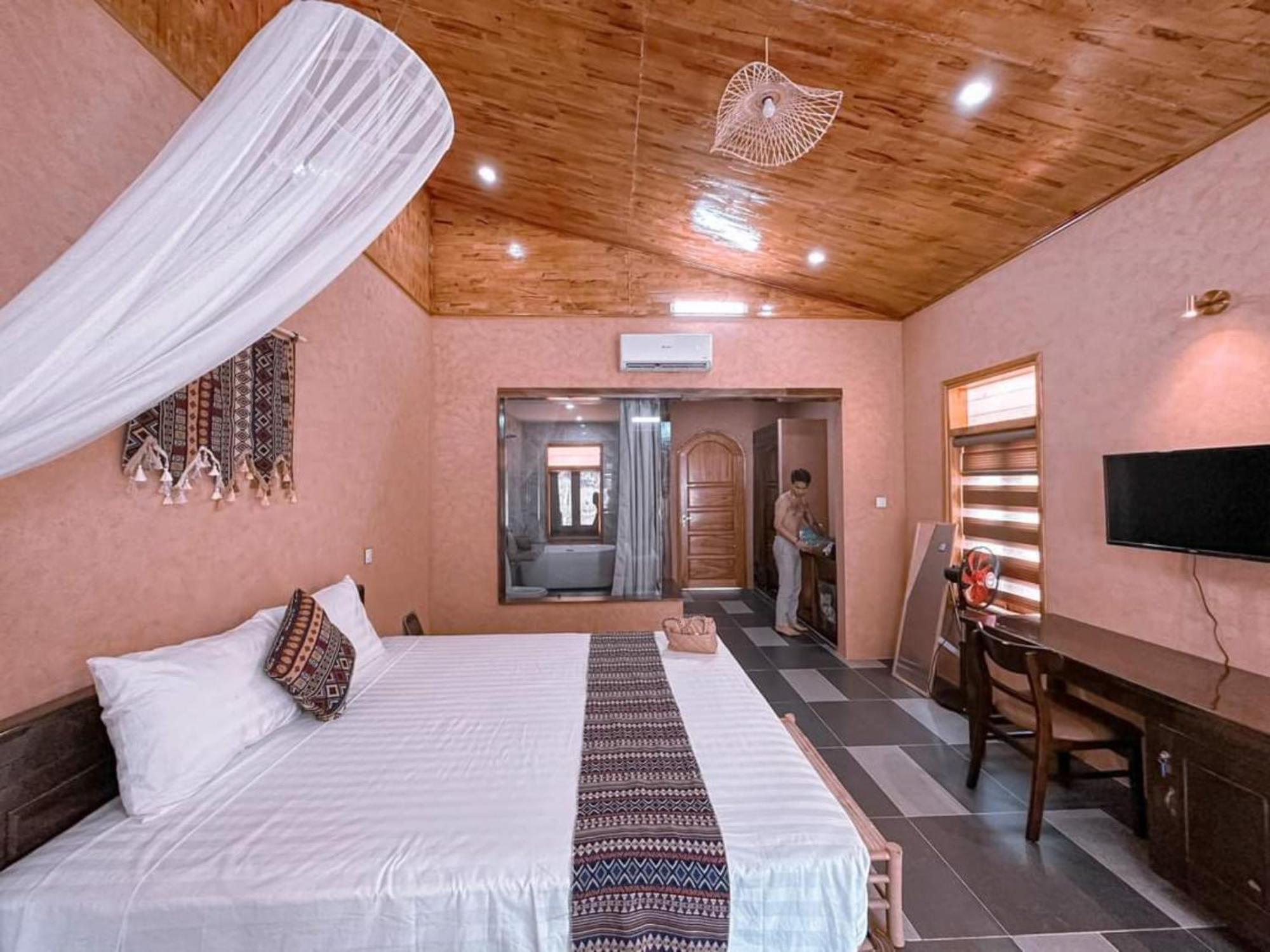 Sky Bay Lodge Ha Giang Exterior foto